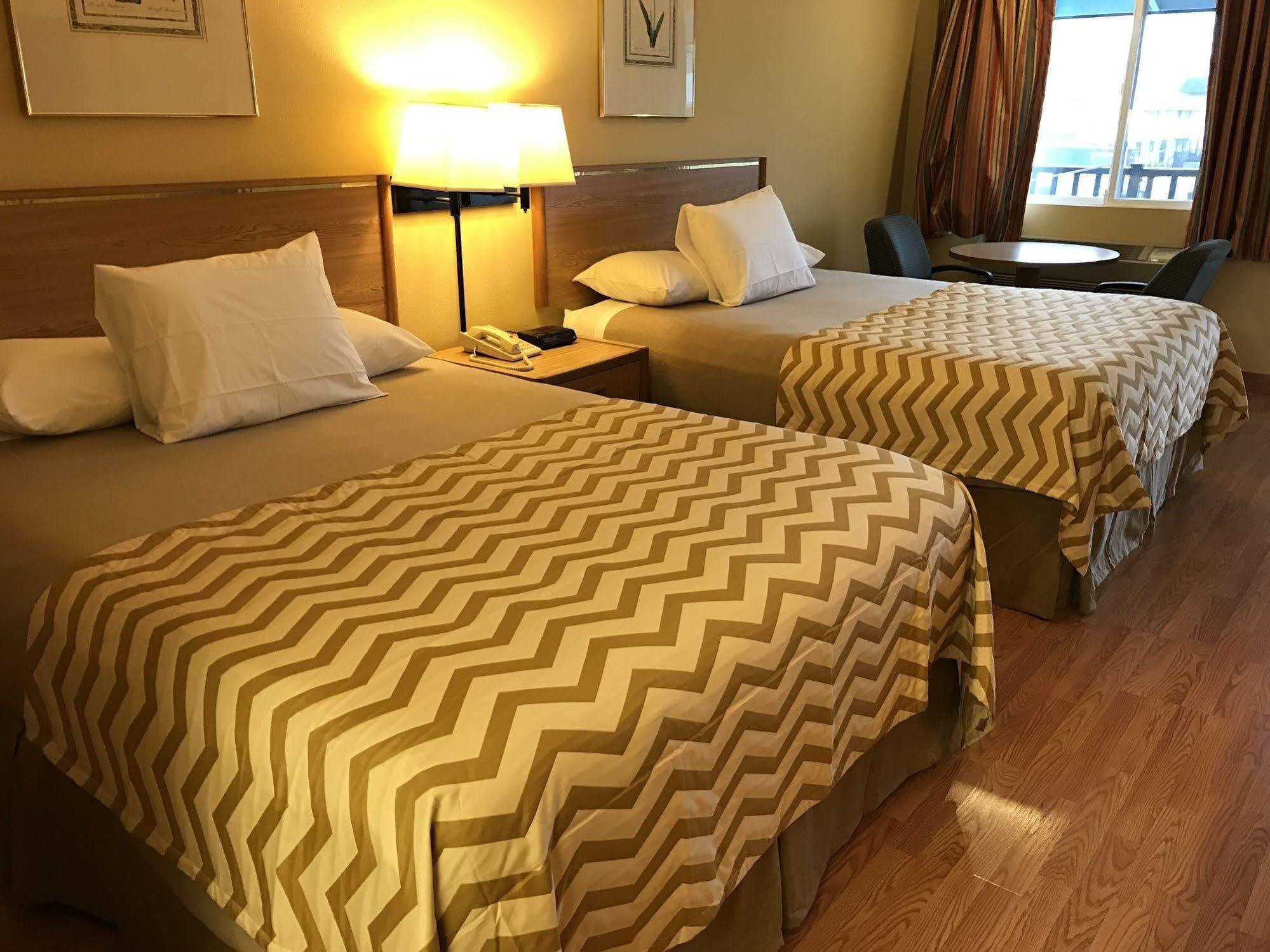 Travelodge By Wyndham Tacoma Near Mcchord Afb Eksteriør billede